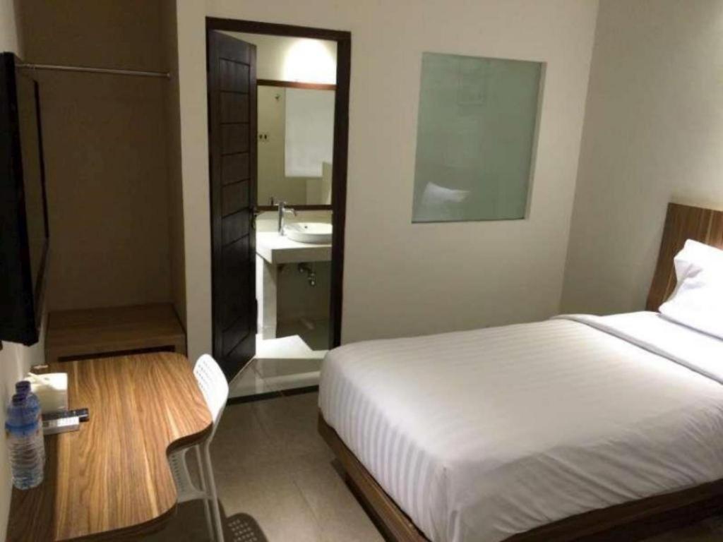 Hart Hotel Arjuna Mataram Exterior photo